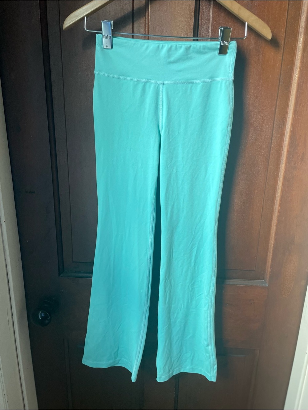 Athleta girls size large 12 mint green high rise chit chat flare athletic pants